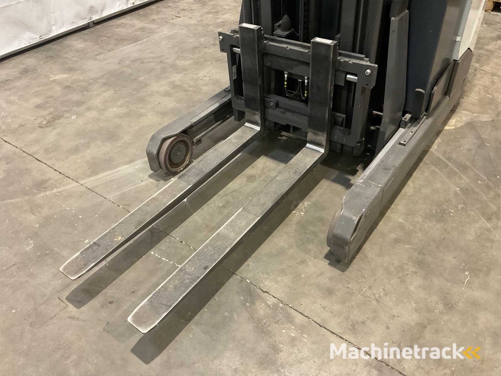 2021 Unicarriers ULS120 Reach truck