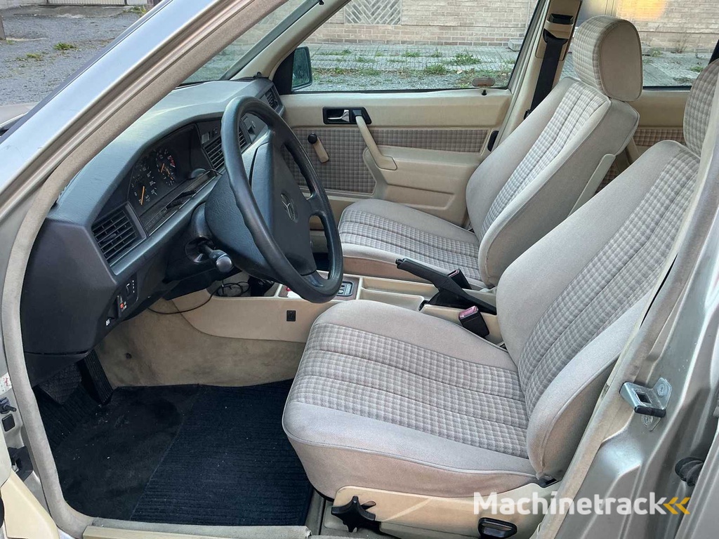 Mercedes-Benz 190 E Oldtimer