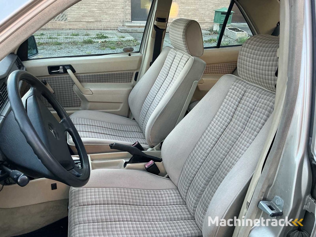 Mercedes-Benz 190 E Oldtimer