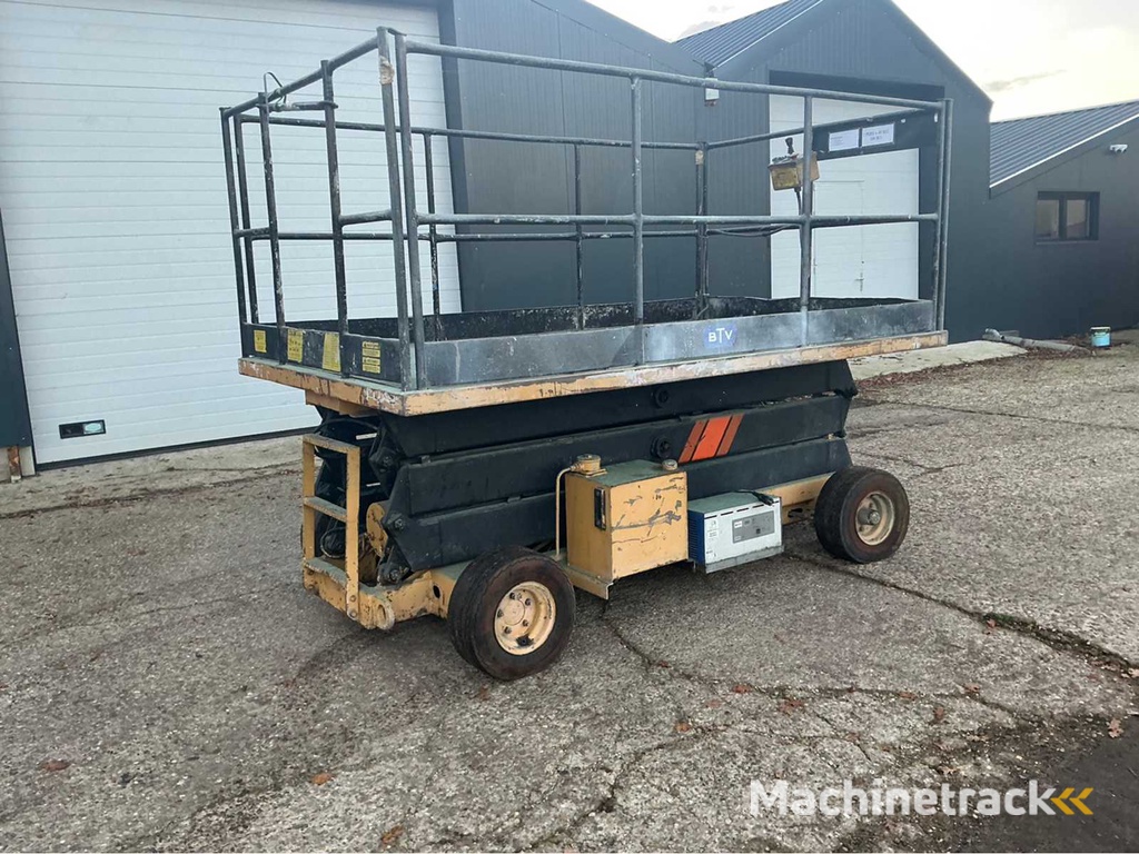 Manlift schaarlift SM3270E Hoogwerker