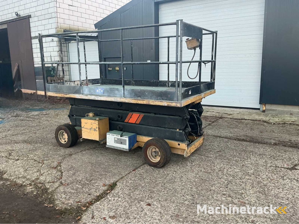Manlift schaarlift SM3270E Hoogwerker