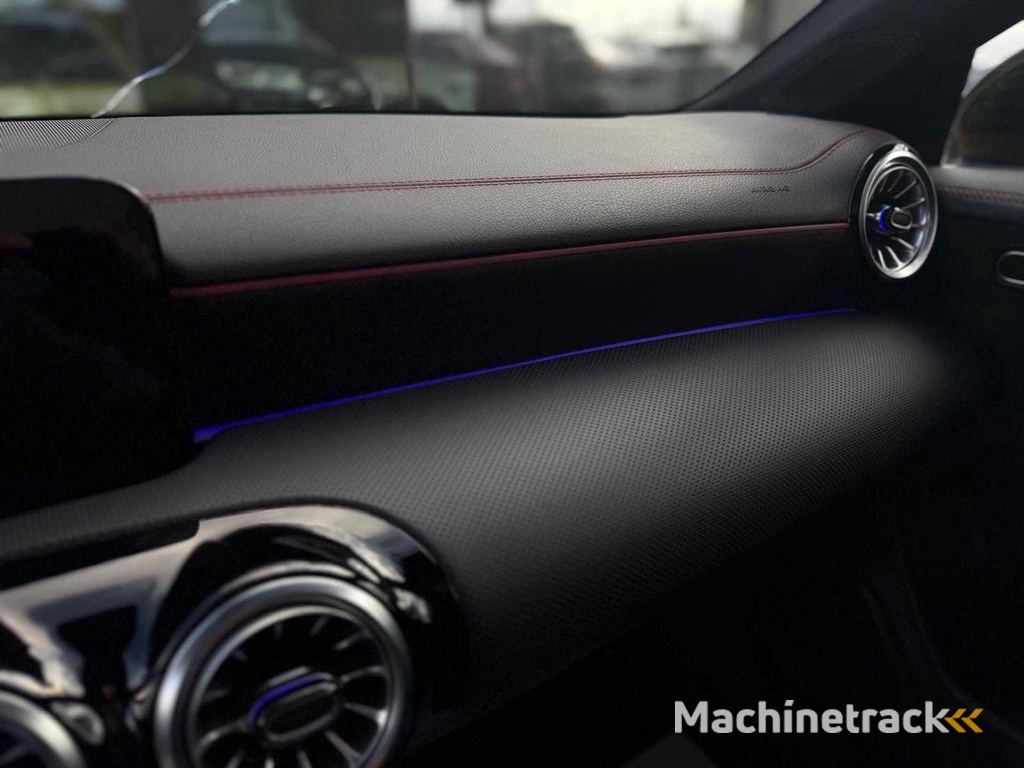 2021 Mercedes-Benz CLA 180 PKW