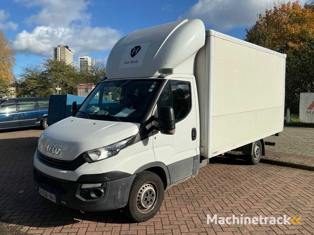 2017 Iveco Daily 35S16 Passenger car