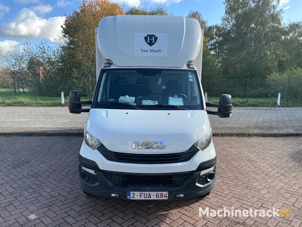 2017 Iveco Daily 35S16 Passenger car