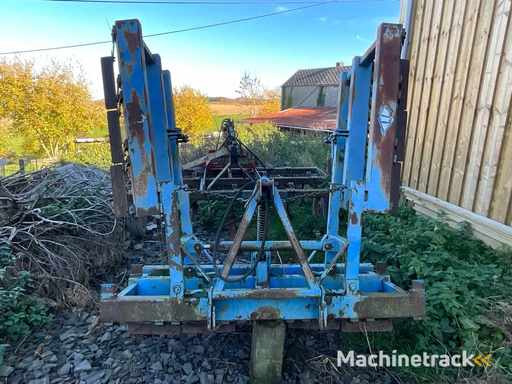 Robert Scavenger Verticuteermachine