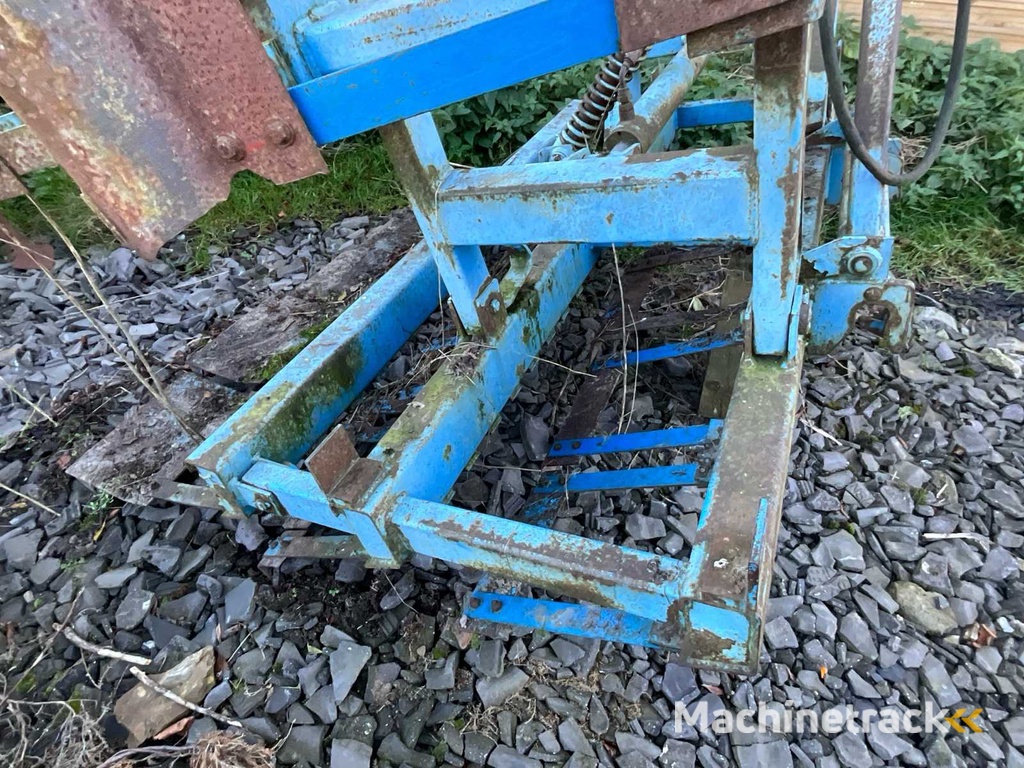 Robert Scavenger Verticuteermachine