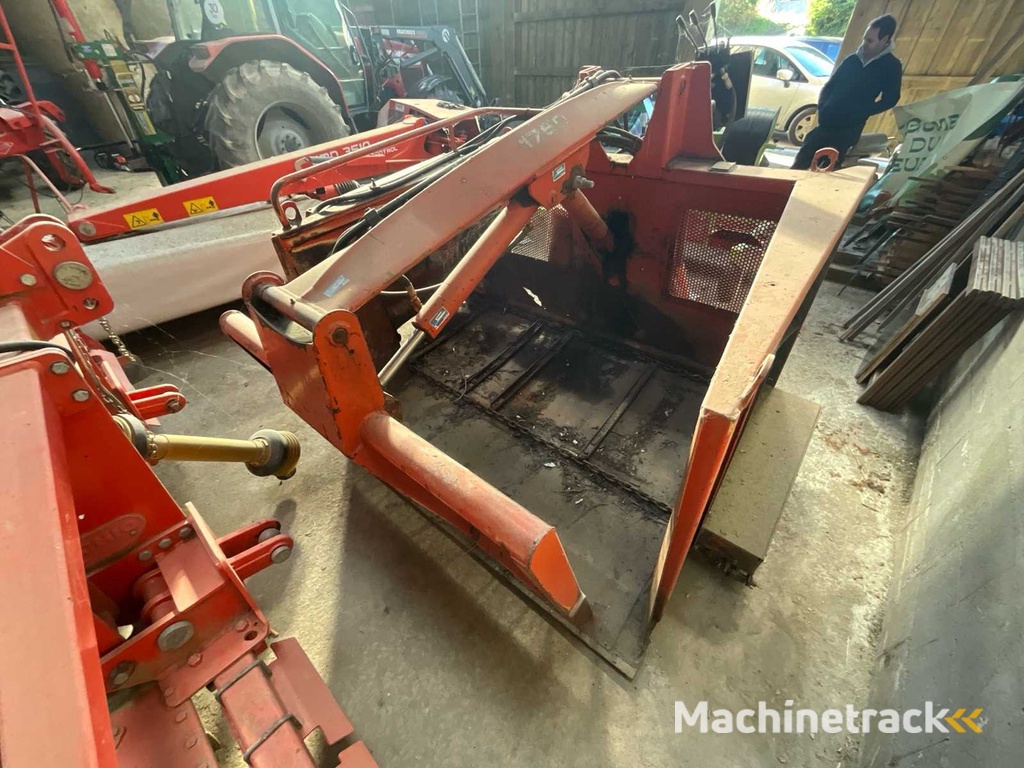 1997 Kuhn Polycrok stroomverdeler