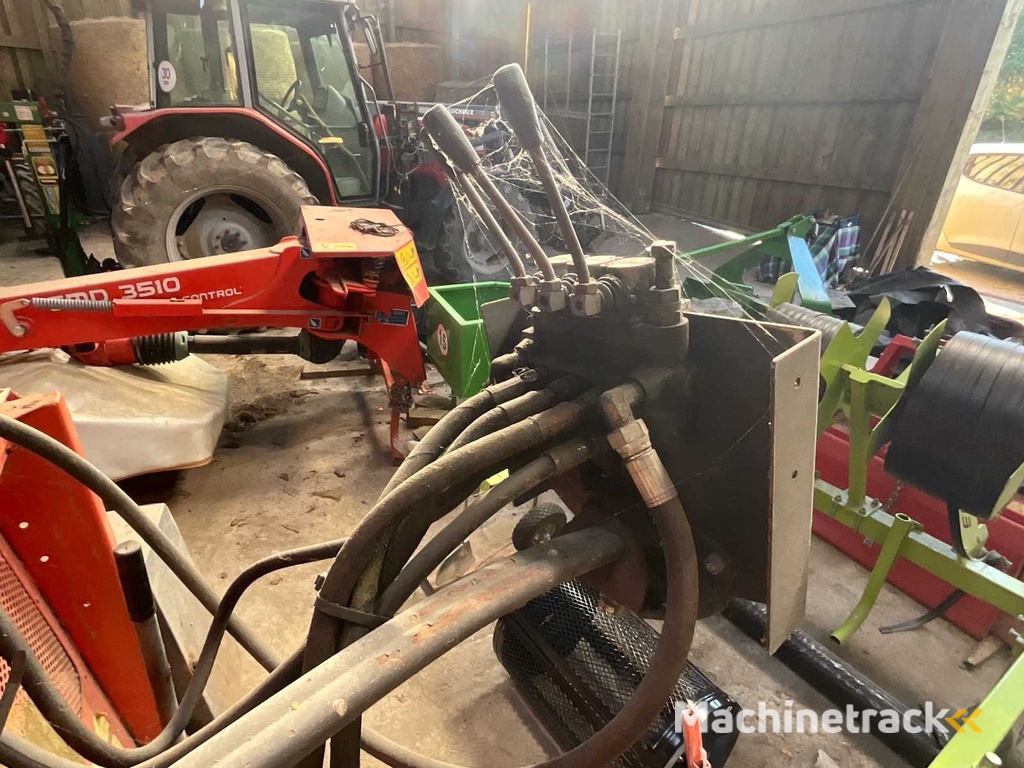 1997 Kuhn Polycrok stroomverdeler