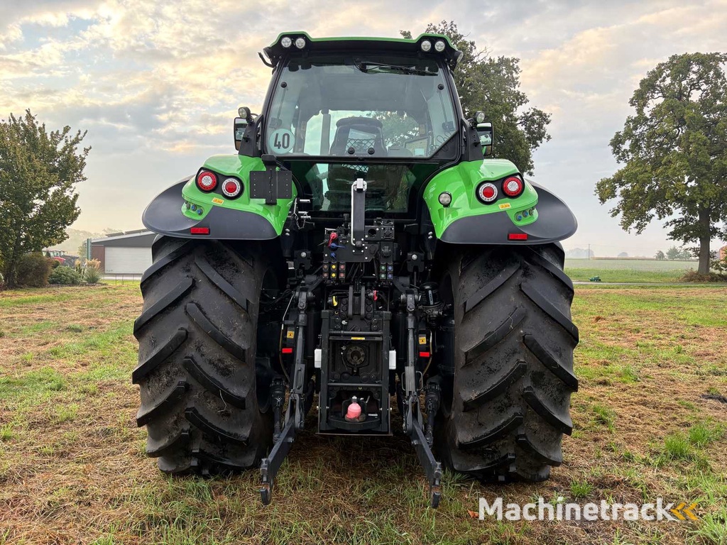 DEUTZ-FAHR 8280 TTV Landbouwtractor