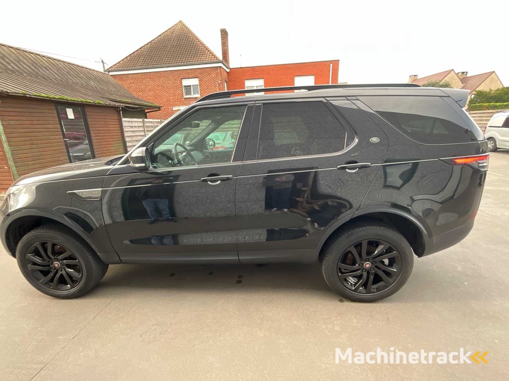 2018 Land Rover Discovery Passenger Car