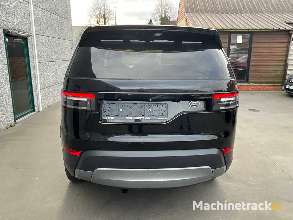 2018 Land Rover Discovery Passenger Car