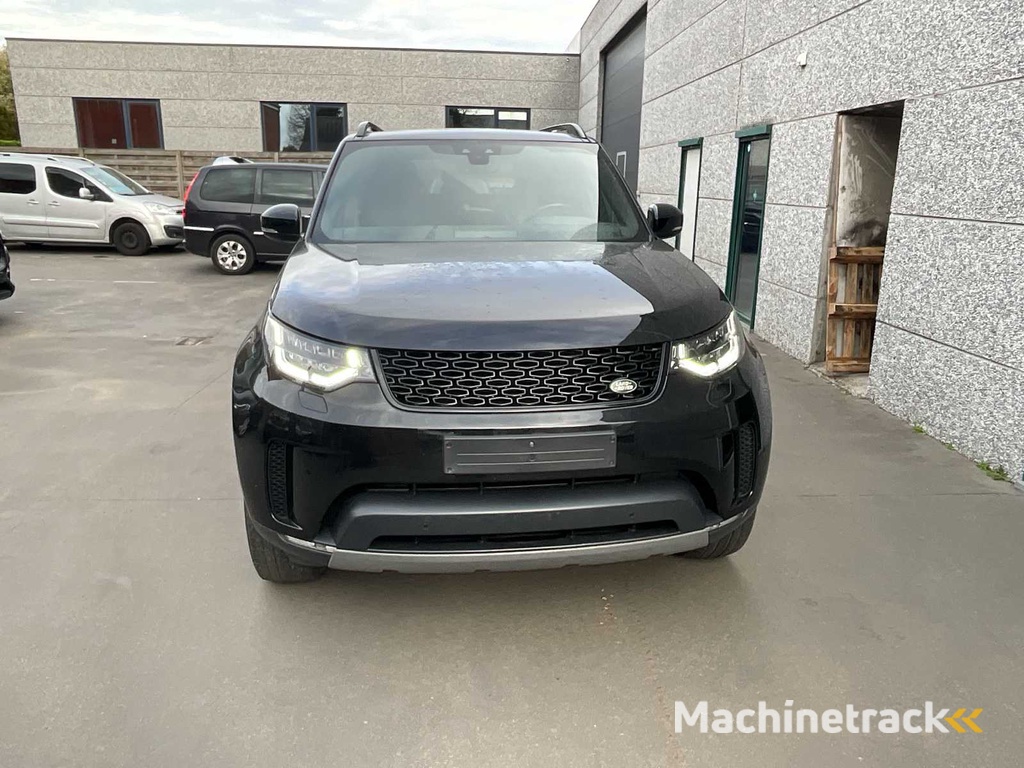 2018 Land Rover Discovery Passenger Car