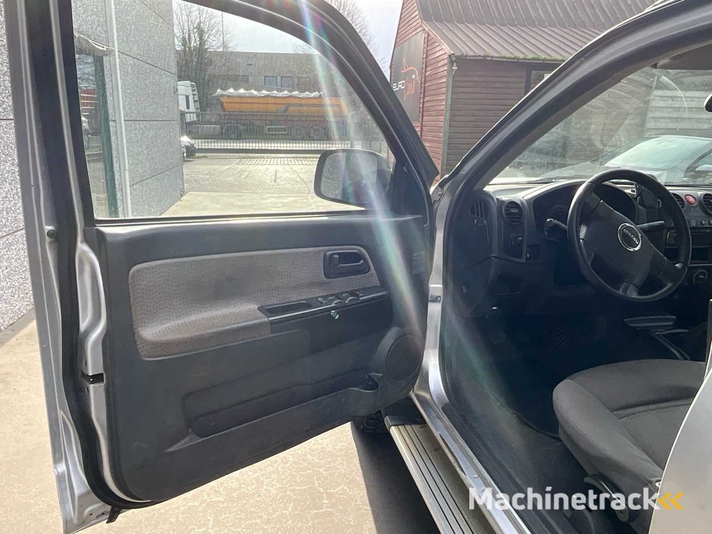 2012 Isuzu D-Max Passenger Car