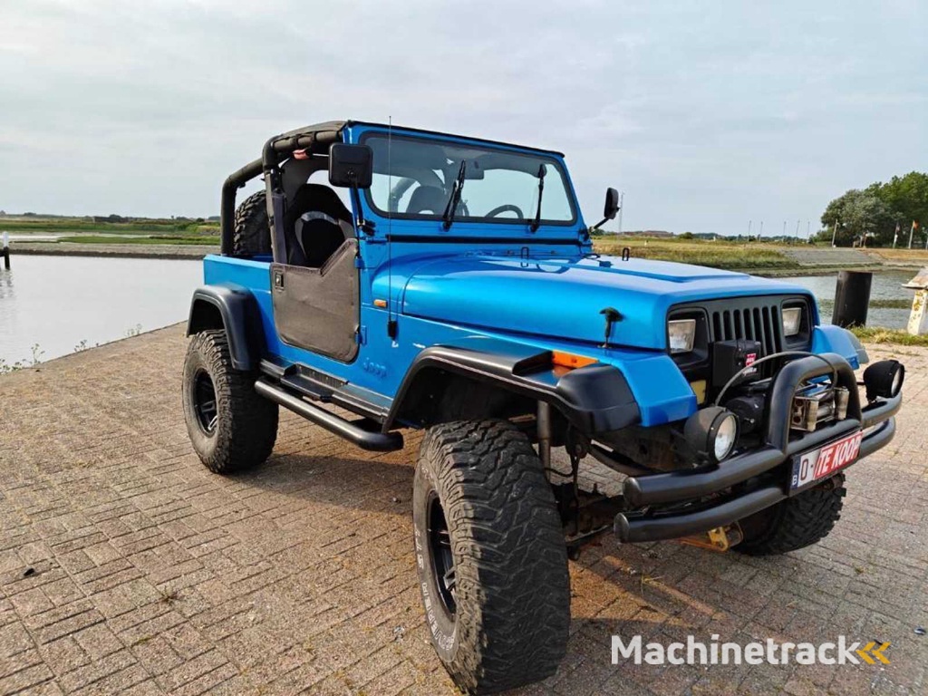 1992 JEEP Wrangler Classic Car