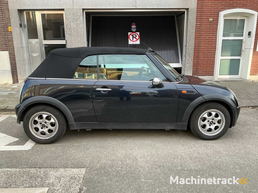 2005 Mini Cooper One Convertible Passenger Car