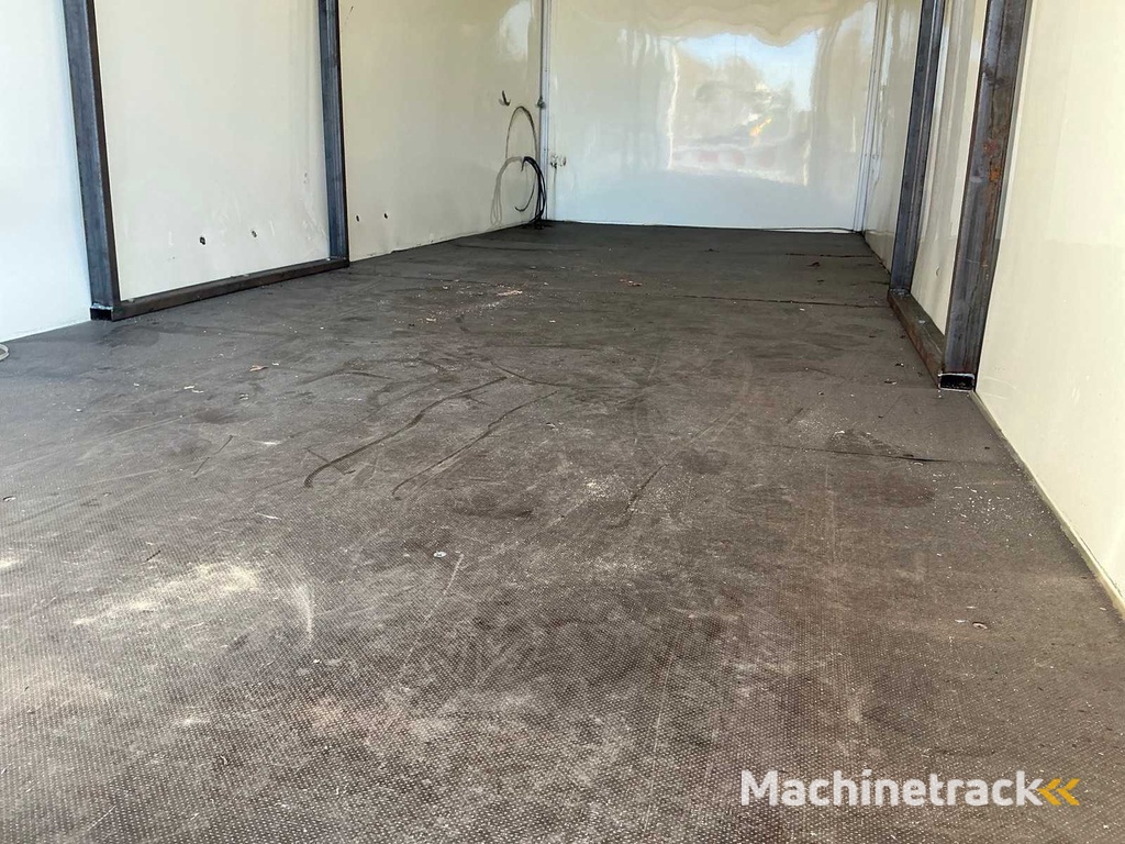 2017 Tack V26V Closed Trailer