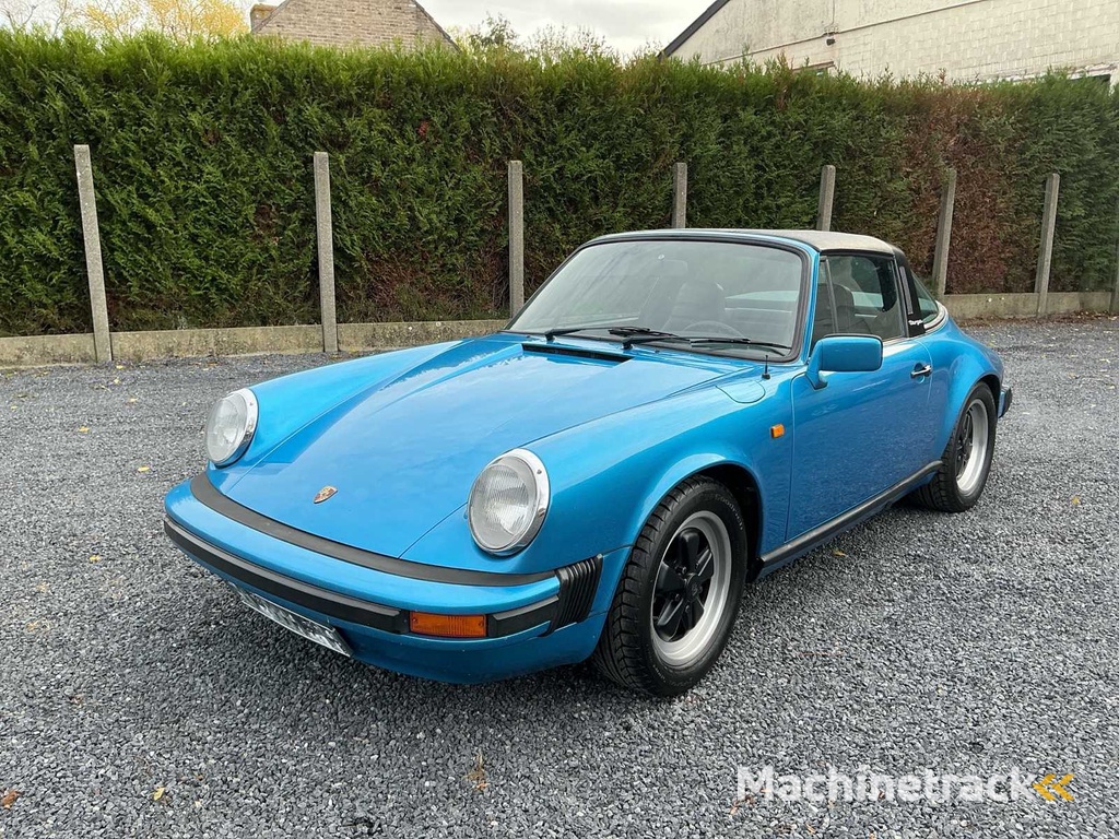 Porsche 911SC Targa Oldtimer