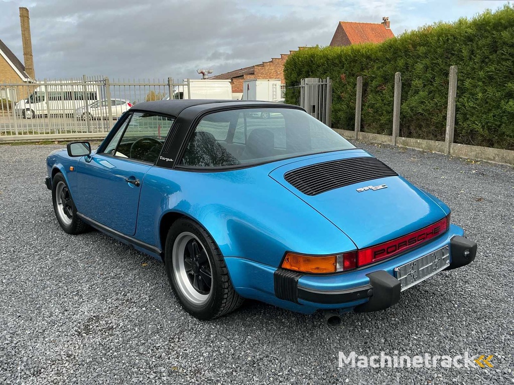 Porsche 911SC Targa Oldtimer