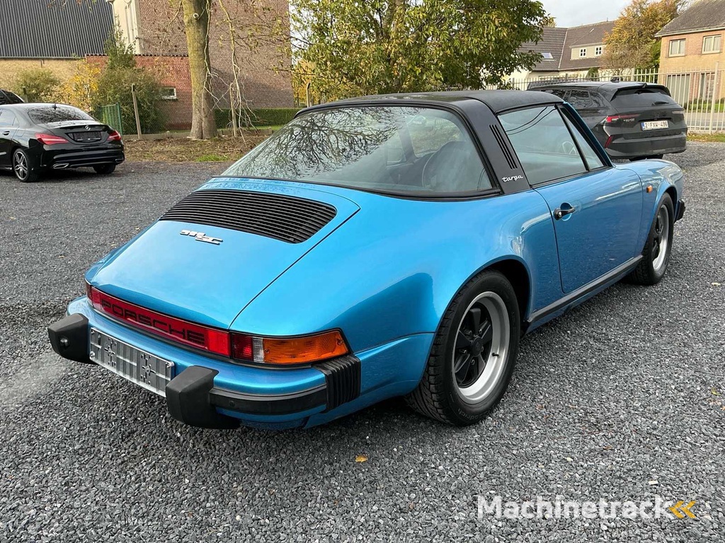 Porsche 911SC Targa Oldtimer