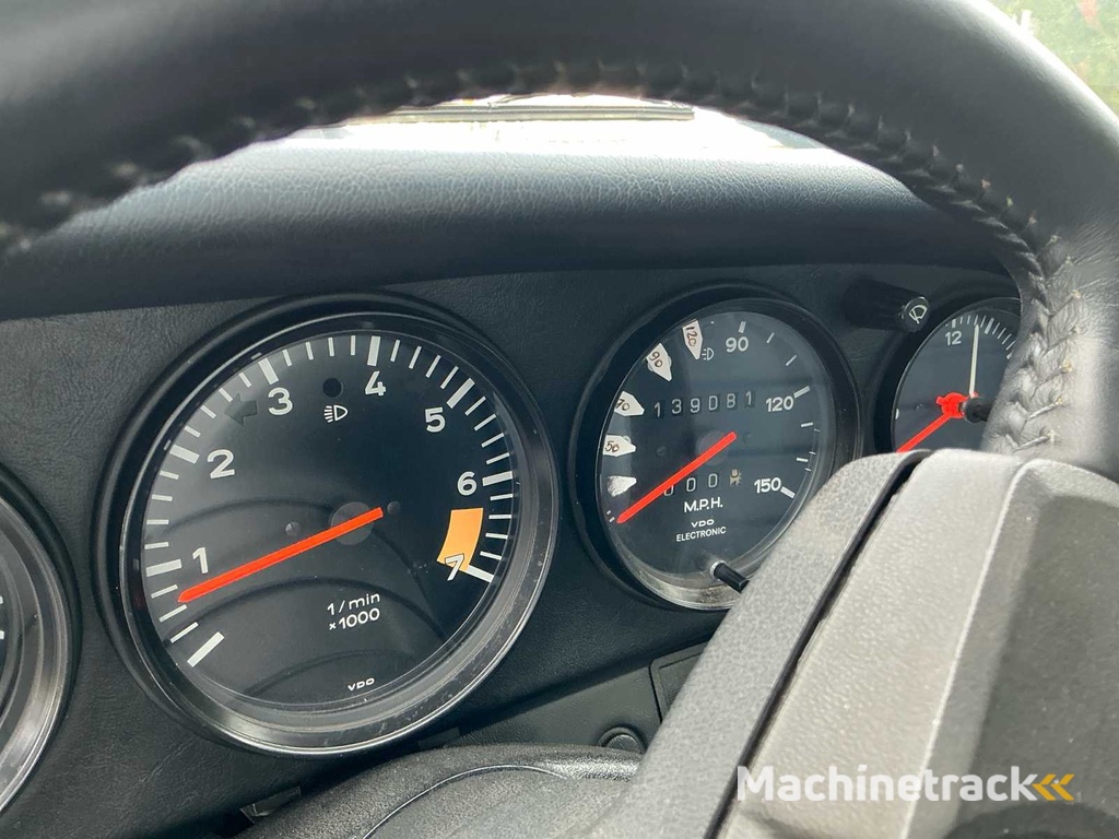 Porsche 911SC Targa Oldtimer