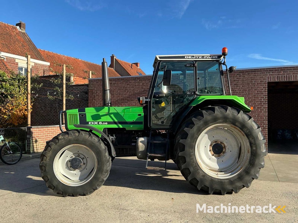 Deutz-Fahr DX6.06 Vierwielaangedreven landbouwtractor