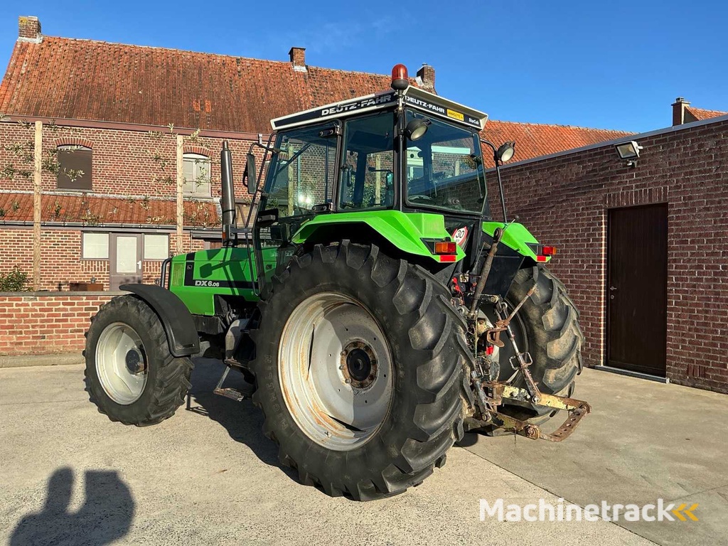 Deutz-Fahr DX6.06 Vierwielaangedreven landbouwtractor