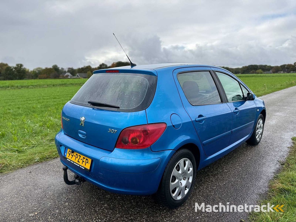 Peugeot - 2005 - 307 - 1.6-16V XS Premium - 99-PZ-FP