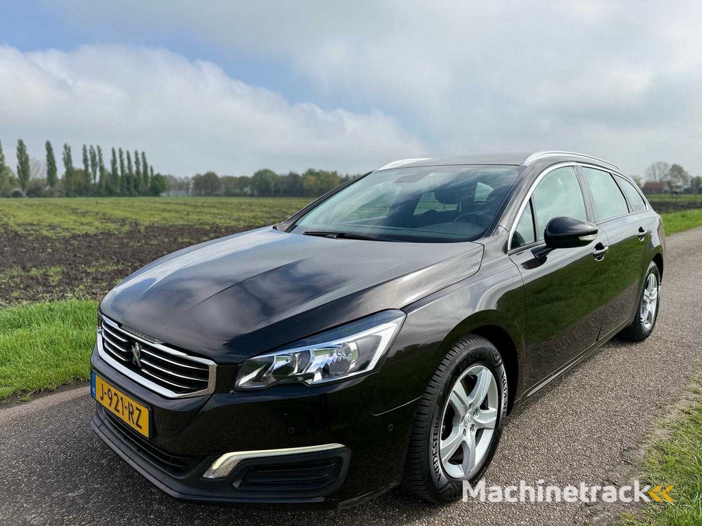 Peugeot - 2015 - 508 SW - 1.6 e-THP Blau L.Pr. - J-921-RZ