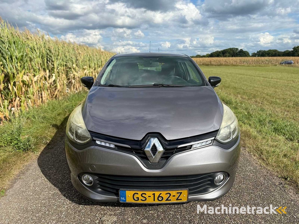 Renault - 2015 - Clio - 0.9 TCe Night&amp;Day - GS-162-Z