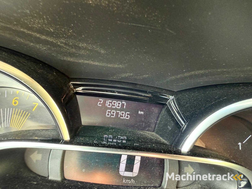 Renault - 2015 - Clio - 0.9 TCe Night&amp;Day - GS-162-Z