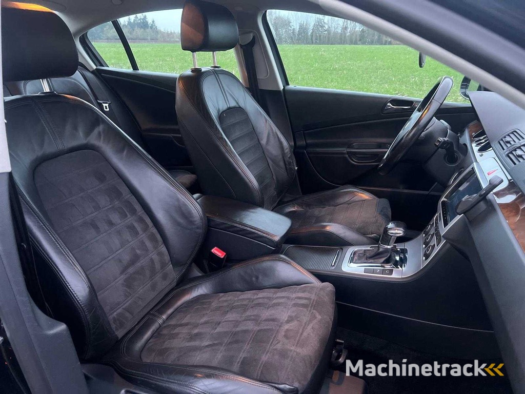 Volkswagen - Passat - 3.2 V6 Highline 4M - PKW - 2006