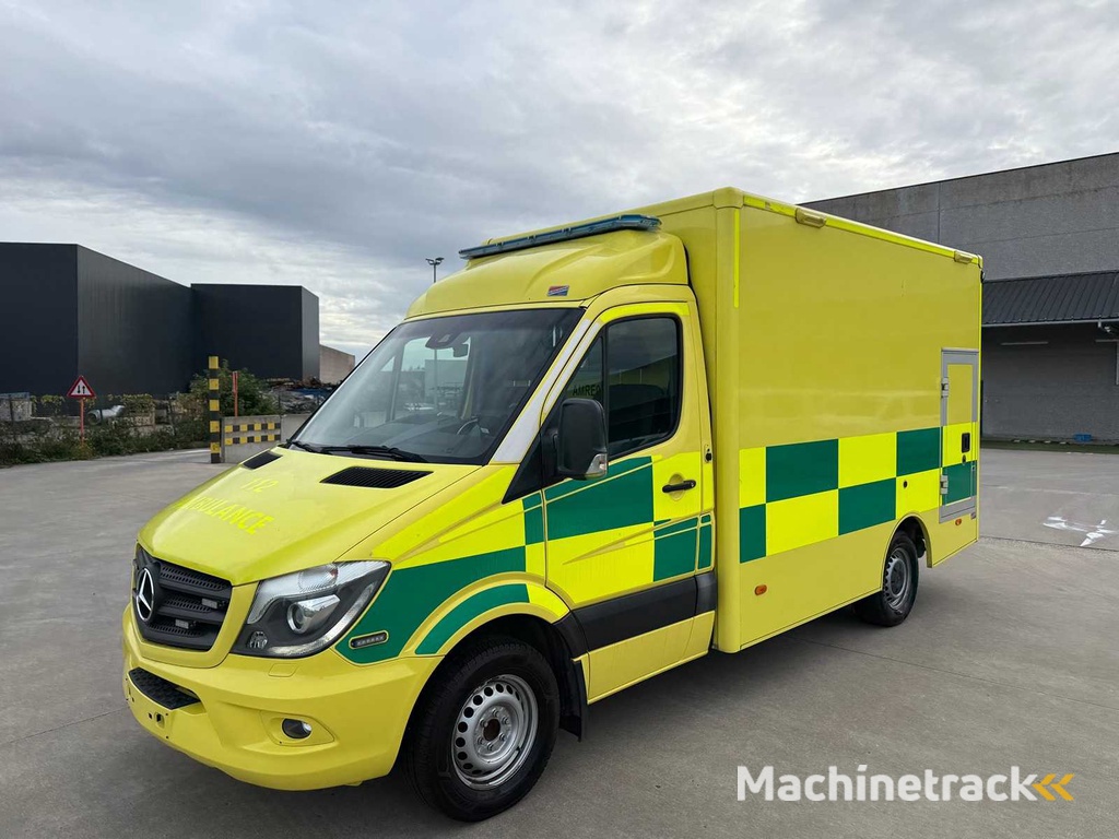 MERCEDES - 2018 - SPRINTER - Ambulance
