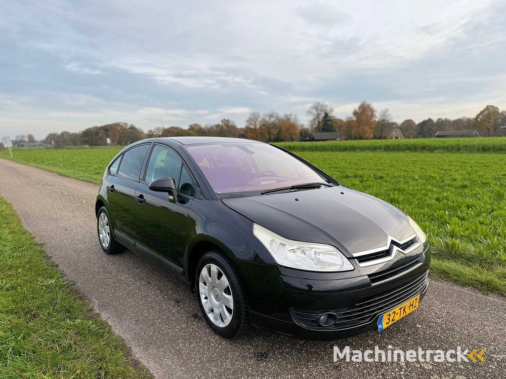 Citroen - 2006 - C4 - 1.6-16V Image - 32-TK-HZ