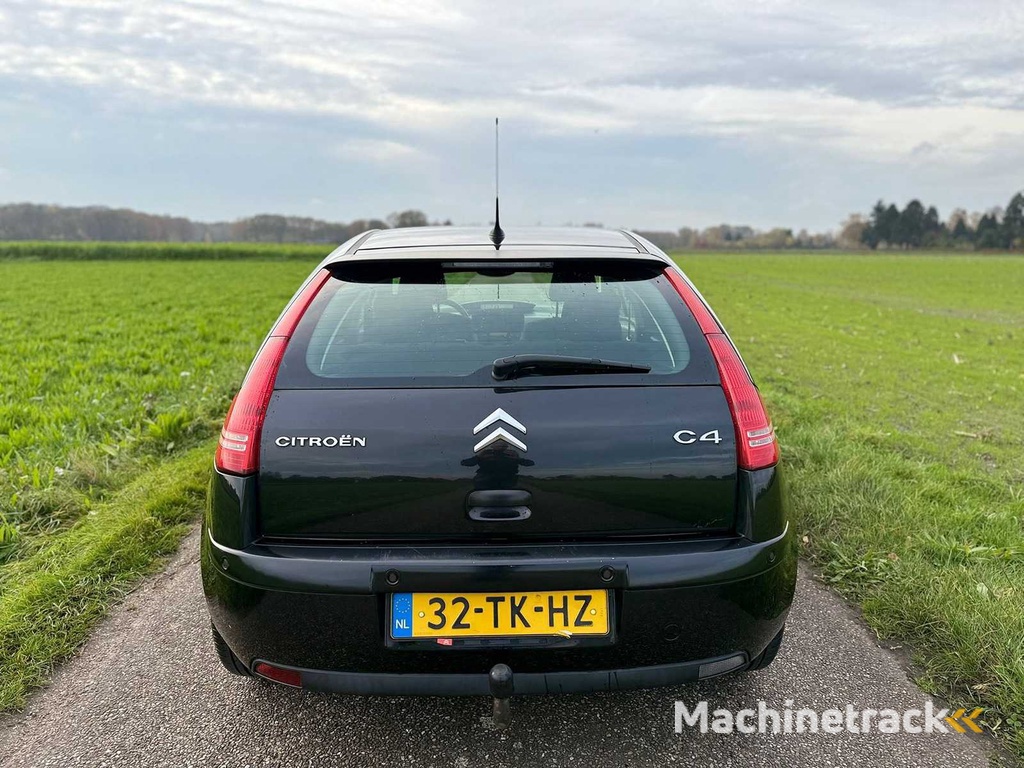 Citroen - 2006 - C4 - 1.6-16V Image - 32-TK-HZ
