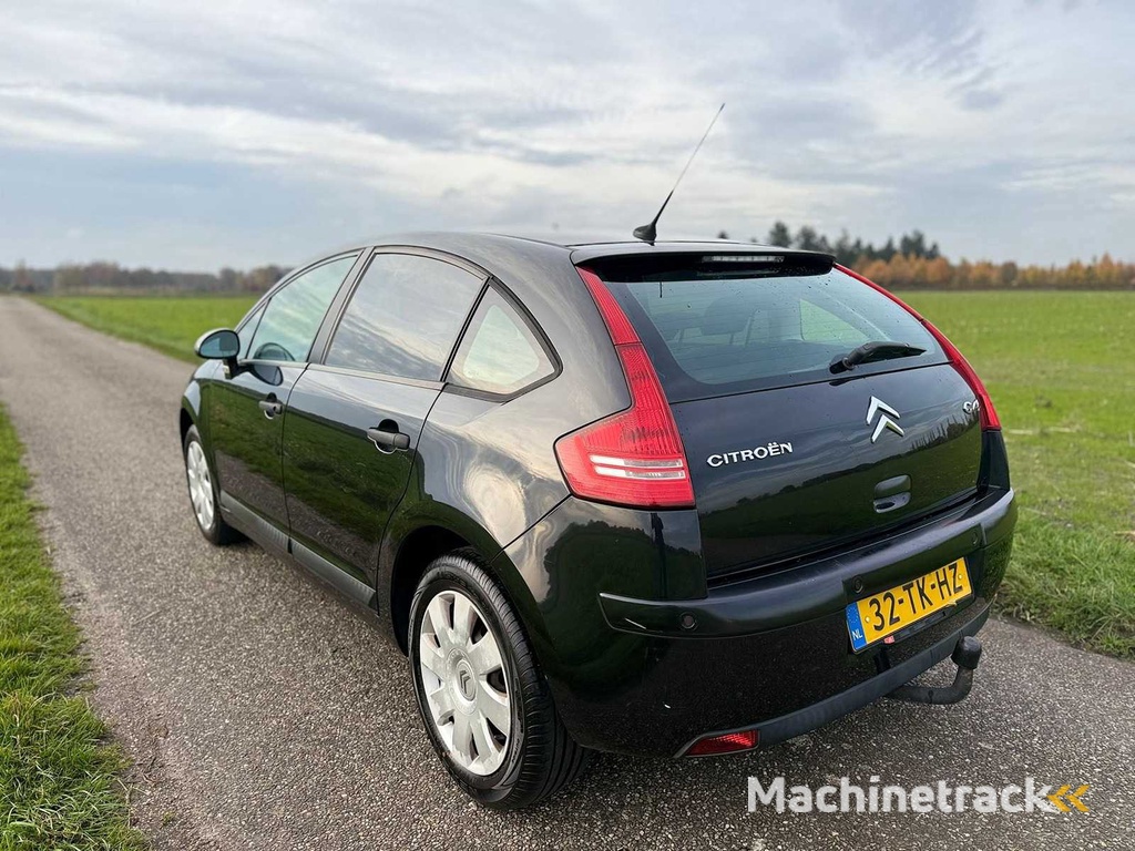 Citroen - 2006 - C4 - 1.6-16V Image - 32-TK-HZ