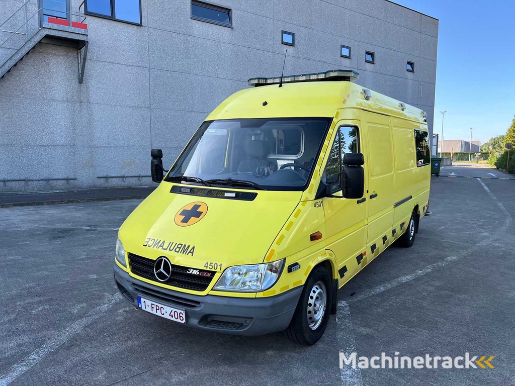 MERCEDES - 2006 - 316 CDI - Ambulance