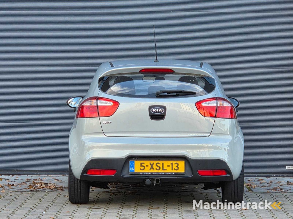 Kia - 2012 - Rio - 1.2 CVVT - 5-XSL-13