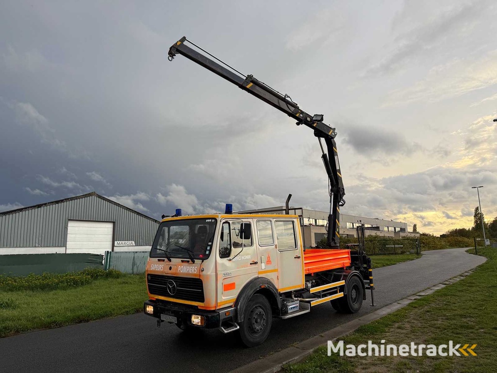 MERCEDES - 1979 - 1424 F - Feuerwehrauto
