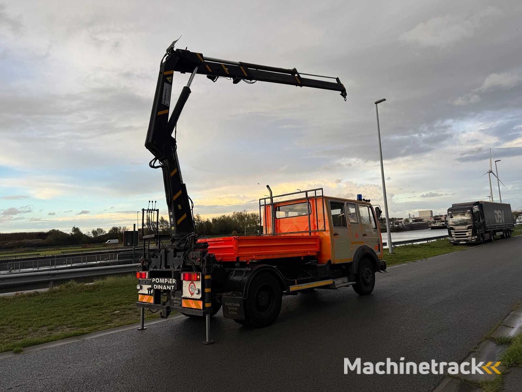 MERCEDES - 1979 - 1424 F - Feuerwehrauto