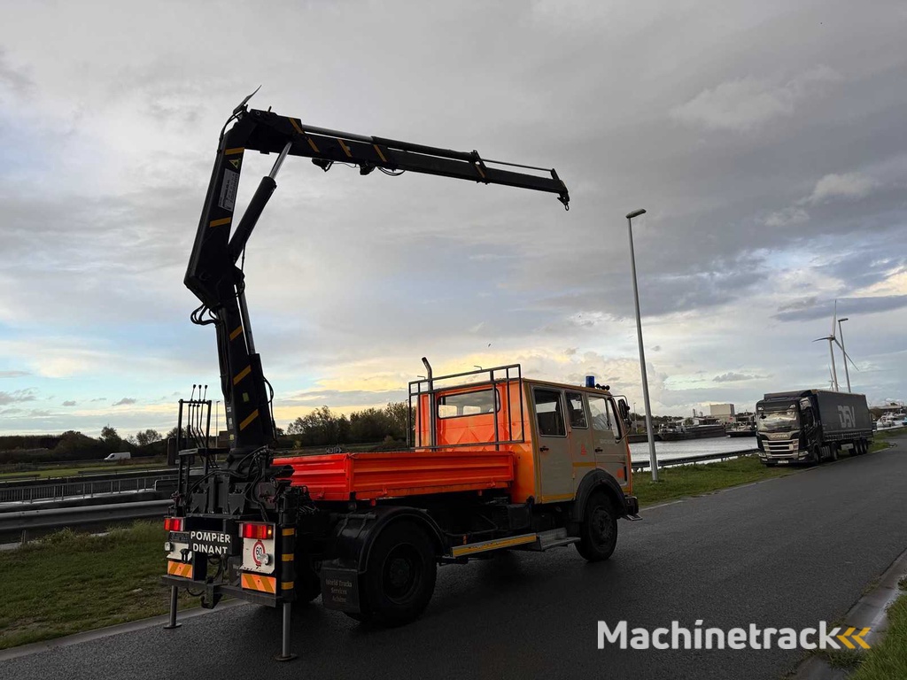 MERCEDES - 1979 - 1424 F - Feuerwehrauto
