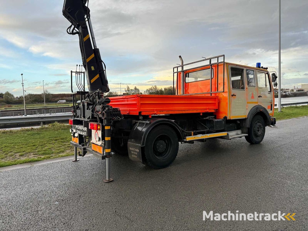 MERCEDES - 1979 - 1424 F - Feuerwehrauto