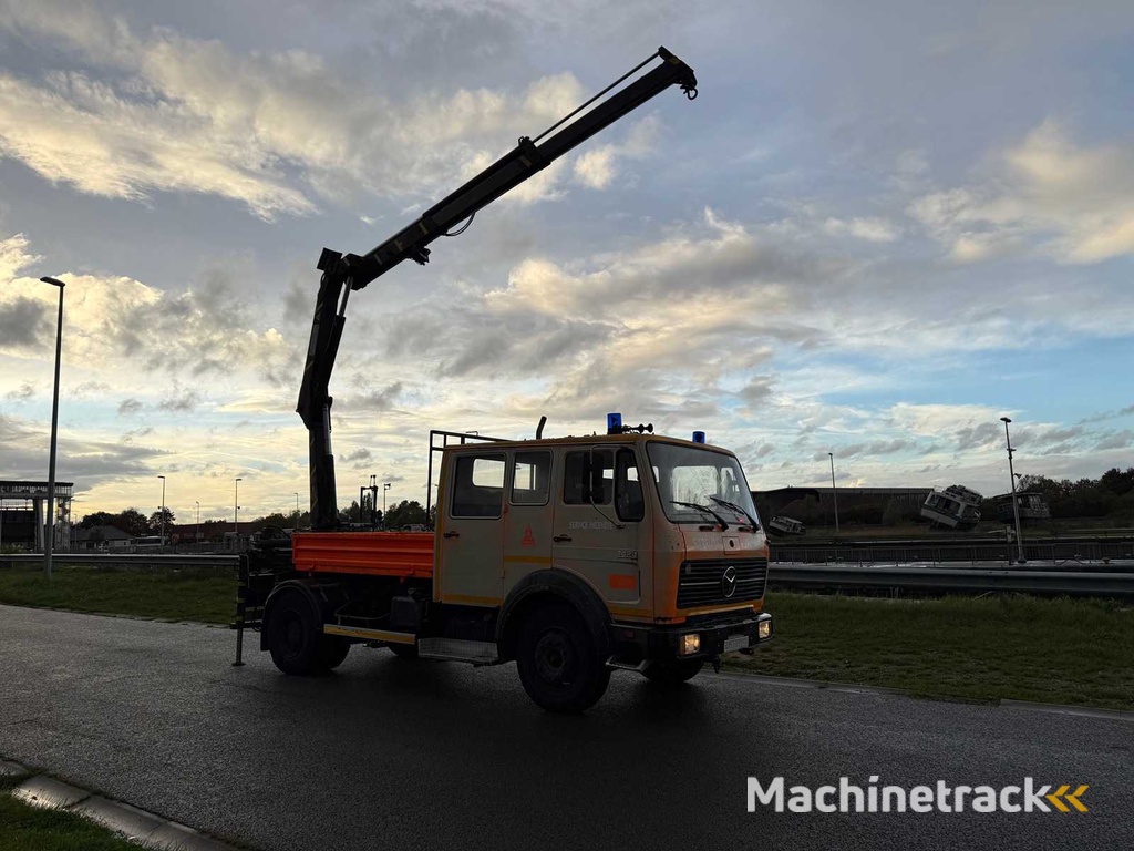 MERCEDES - 1979 - 1424 F - Feuerwehrauto