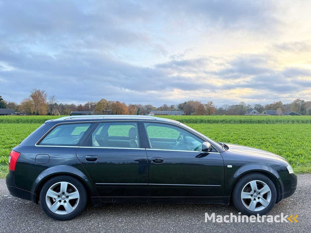 Audi - 2004 - A4 Avant - 1.8 Turbo Pro Line - 97-PT-PT