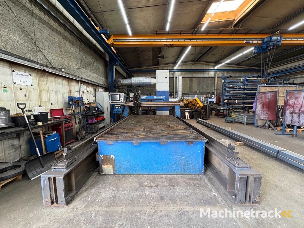 BACH THERMOCUT 2000 CNC plasma and oxy-fuel cutting machine