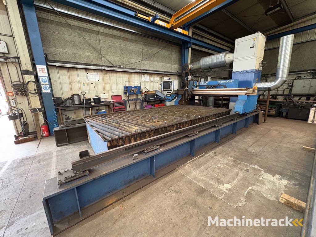 BACH THERMOCUT 2000 CNC plasma and oxy-fuel cutting machine