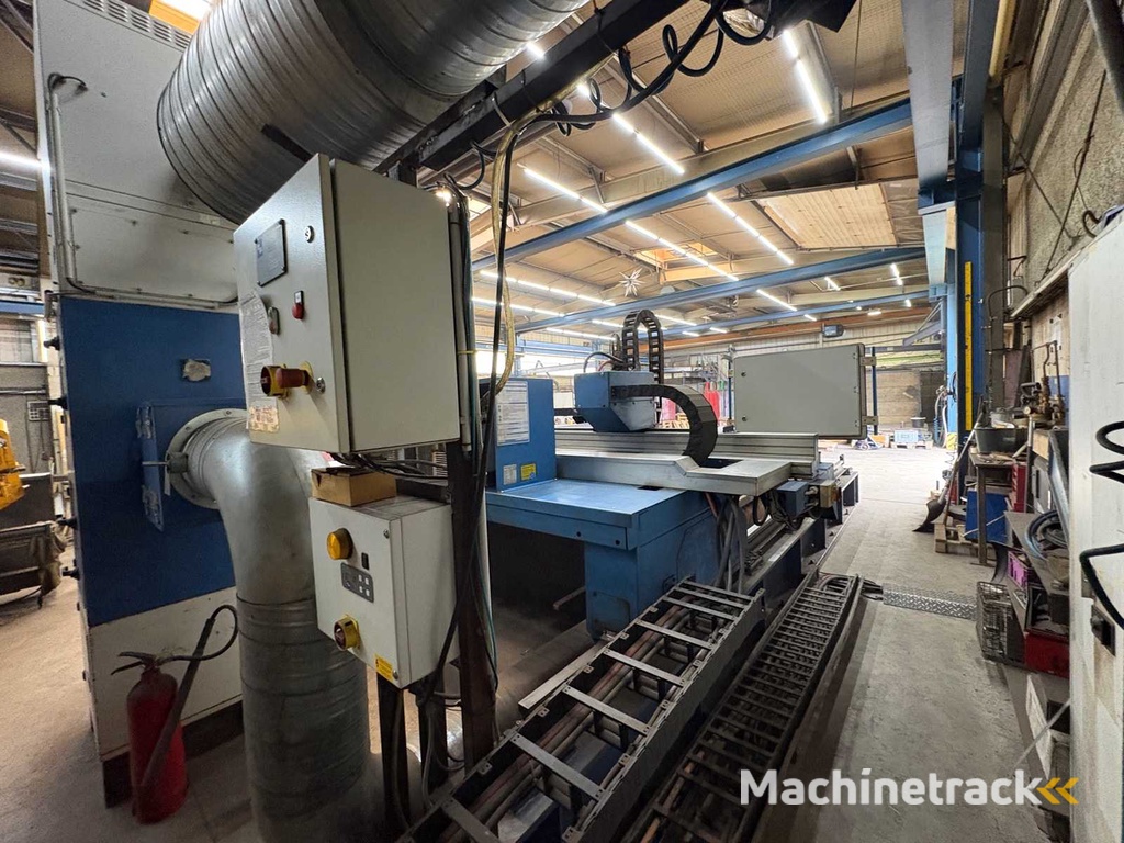 BACH THERMOCUT 2000 CNC plasma and oxy-fuel cutting machine
