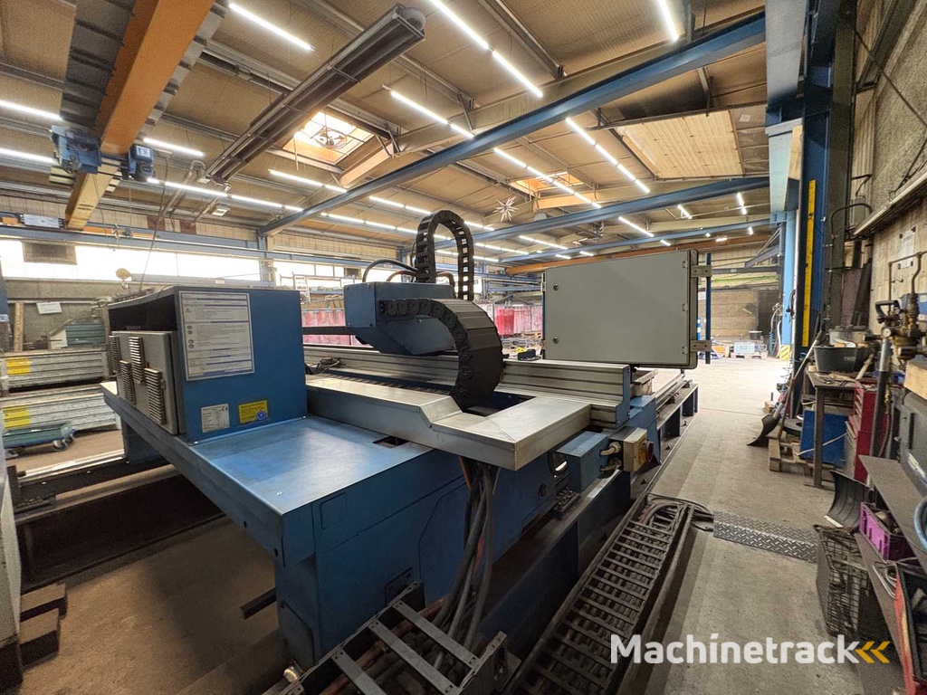 BACH THERMOCUT 2000 CNC plasma and oxy-fuel cutting machine
