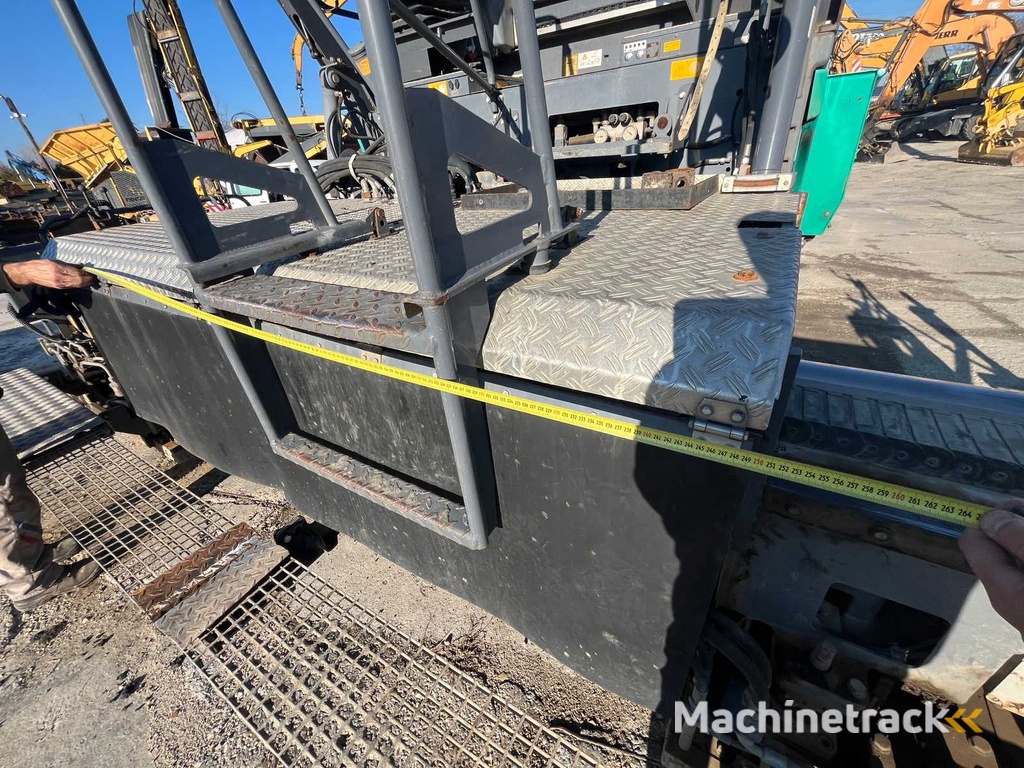 VÖGELE - SUPER 1800-2 - Asfalteermachine - 2012