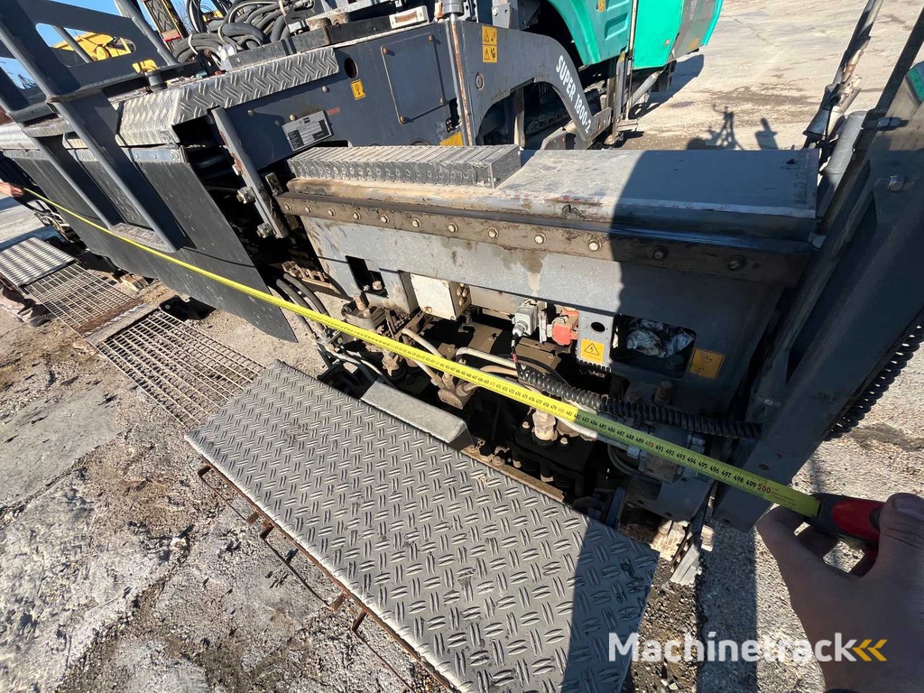 VÖGELE - SUPER 1800-2 - Asfalteermachine - 2012