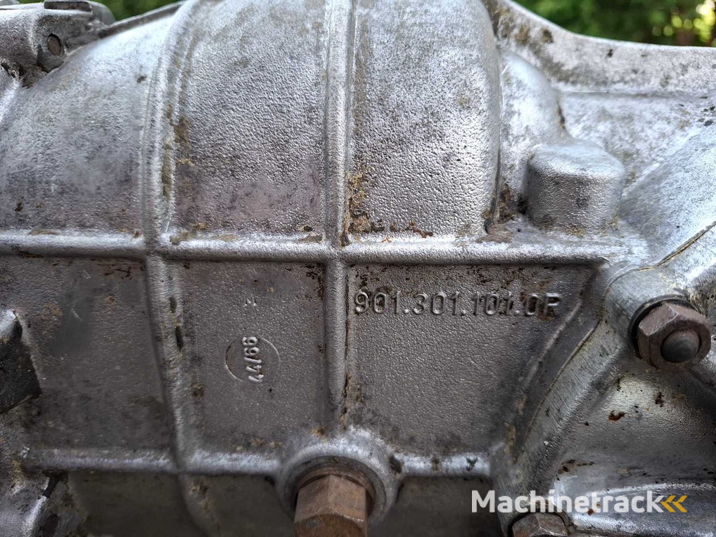 Porsche - 966 - Gearbox